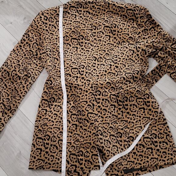 Good American Fit & Flatter Leopard Print Velveteen Blazer - Picture 15 of 16